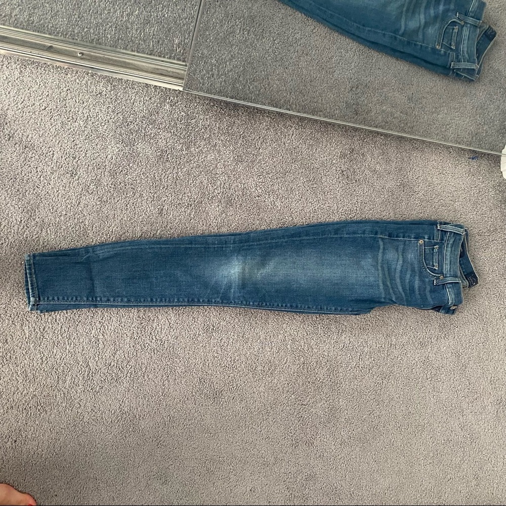 Lucky Brand medium blue denim Size 26